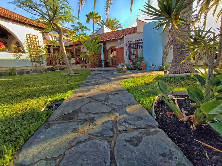 caminos en el jardin