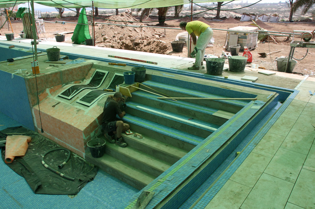 Mosaik verlegung Pooltreppe 