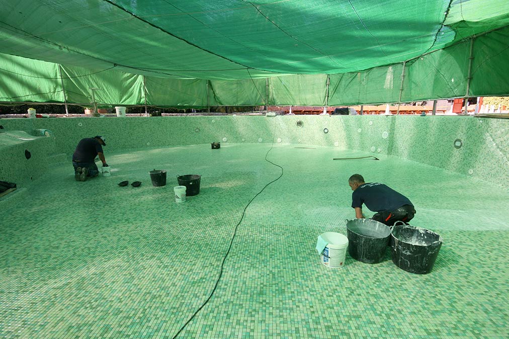 Imagen final suelo piscina