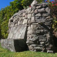 Steinbank Im Garten 20200215 2044272460