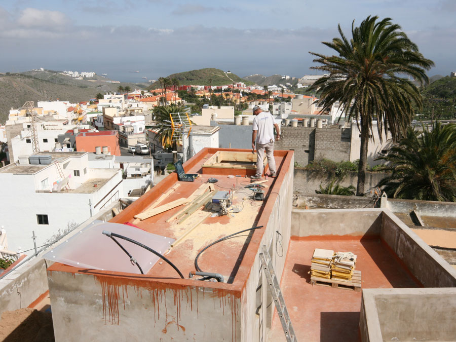 Reconstruccion parte superior edificio