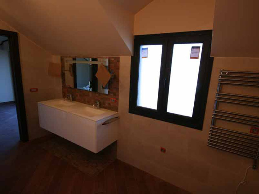 Baño moderno terminado